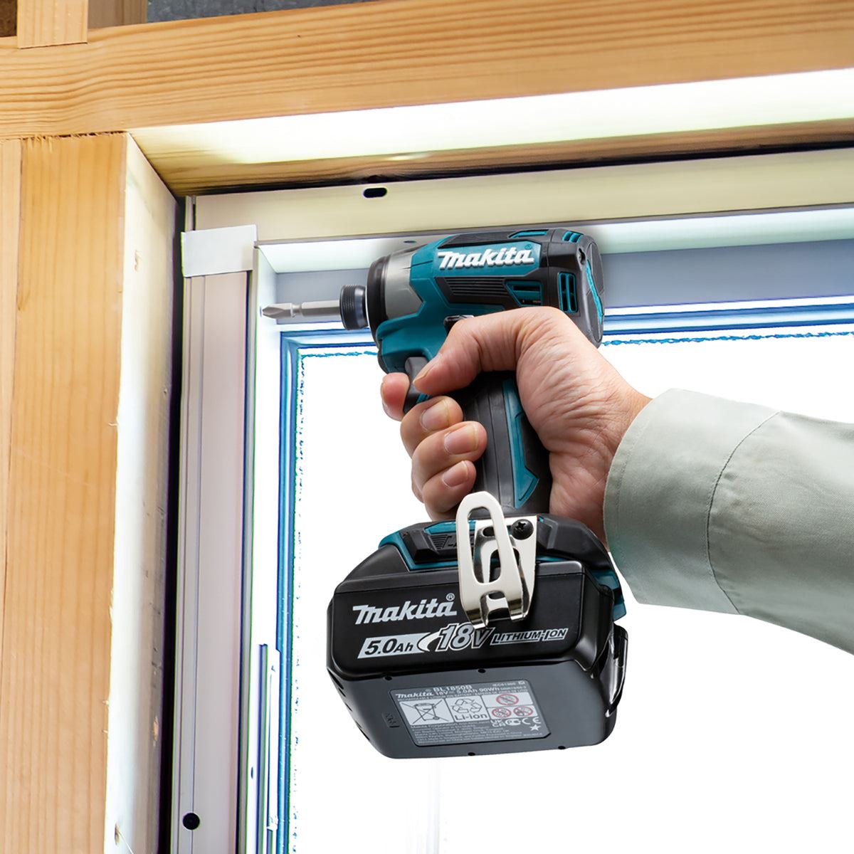 Makita   DTD173Z   18V   LXT   Brushless   Impact   Driver   Body   Only